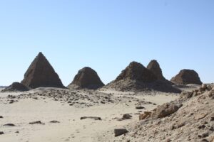 Sudan-Tour-Nile-Atbara-River-Tombos-El-Kurru-Kawa-Royal-Necropolis-Nuri-2