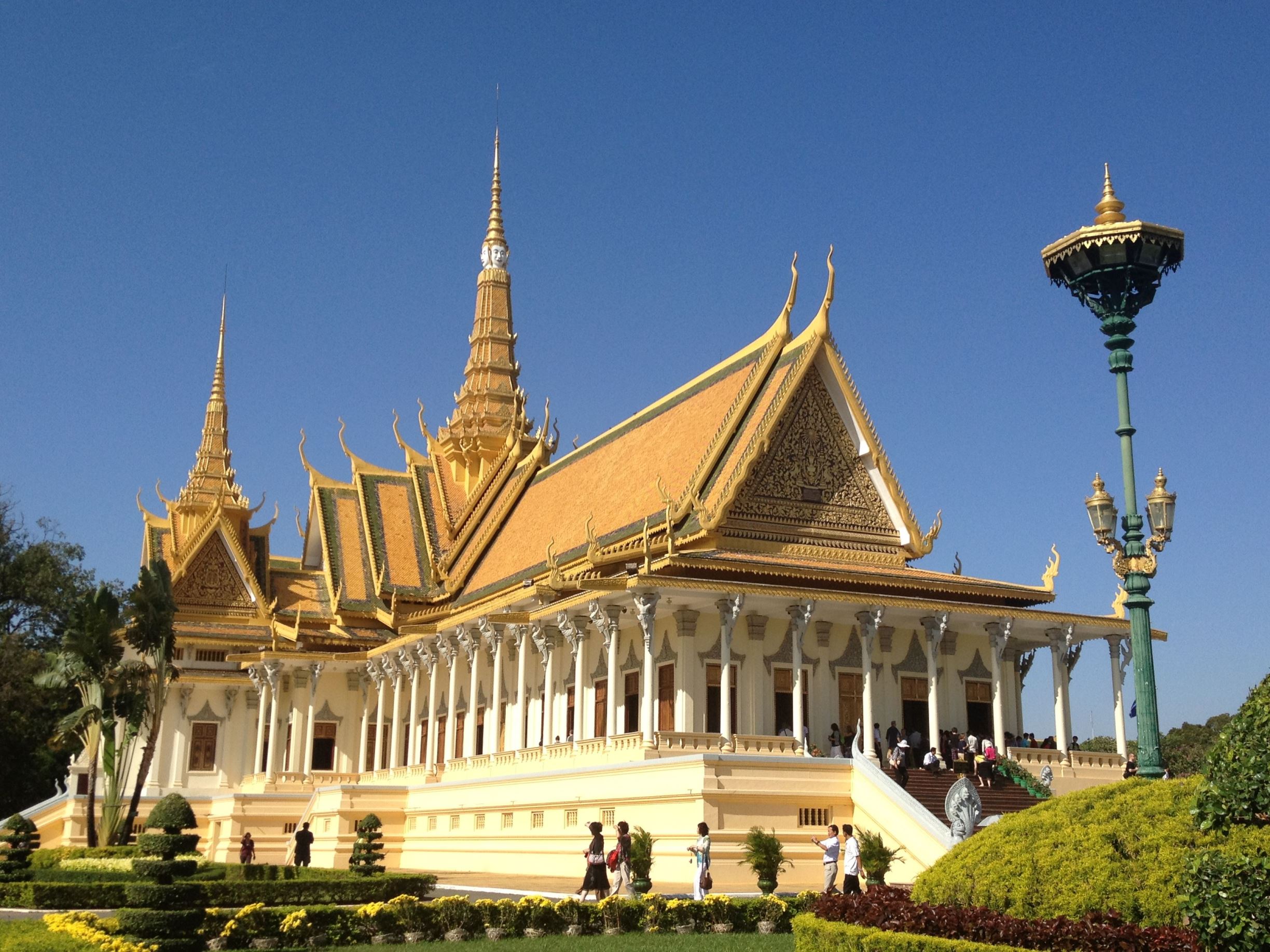 Phnom Penh Royal Palace Cambodia tour archaeology tou