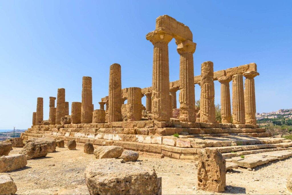 Temple of Hera Lacinia (Juno) Sicily Italy