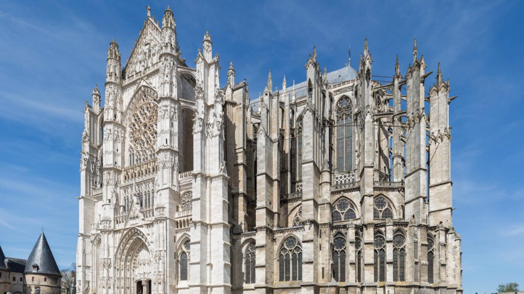 Cathédrale Saint-Pierre de Beauvais exterior